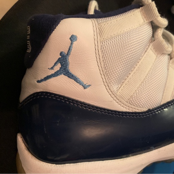 Jordan 11 Retro UNC Win Like 82 - Size 10.5 - Ships Fast ! - Picture 11 of 11